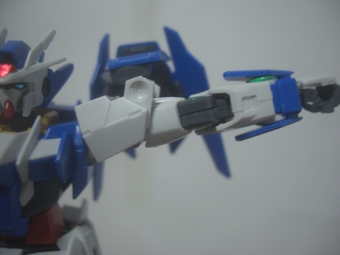 HGBD 1⁄144 ガンダムダブルオーダイバー